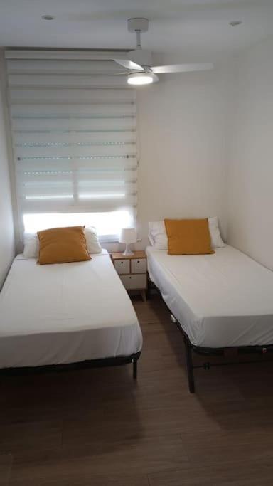 Apartamento Centrico De Diseno En Calle Tres Forques,Valencia Exterior foto